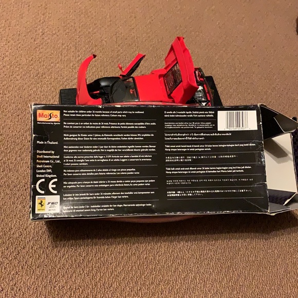 Ferrari Collezione F50 1995 Shell Oil Model Car - Picture 10 of 13